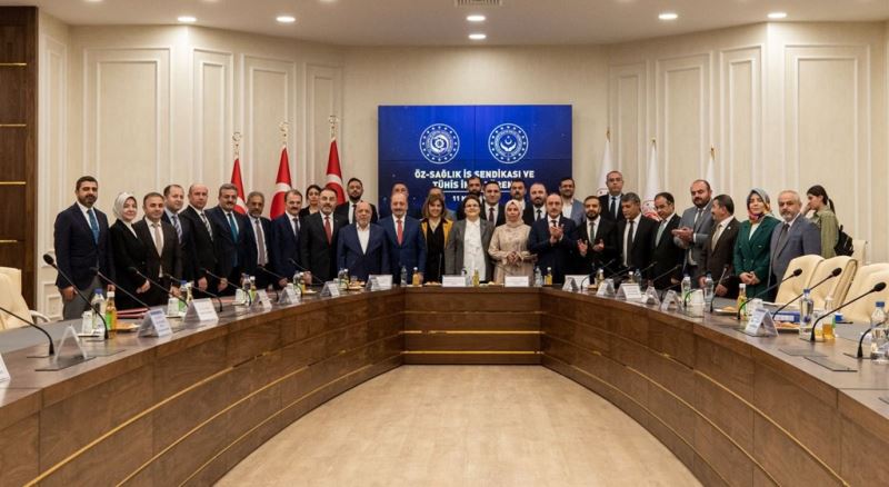 Bakan Bilgin, Aile ve Sosyal Hizmetler Bakanlığında Görevli 25 bin işçiyi kapsayan 5. Dönem Toplu İş Sözleşmesi (TİS) İmza Töreni’ne Katıldı