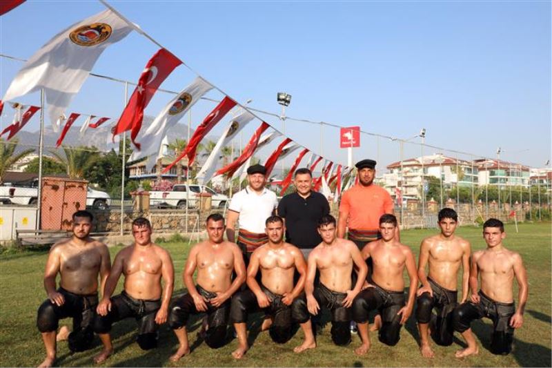 GÖKBEL GÜREŞLERİ ÖNCESİ PEHLİVANLARI ALANYA’DA ANTRENMAN YAPTI