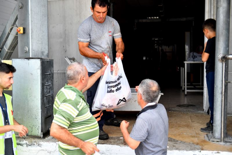 Vatandaşlar Bu Bayramda Da Kurbanlıklarını Mersin Büyükşehir’e Emanet Etti