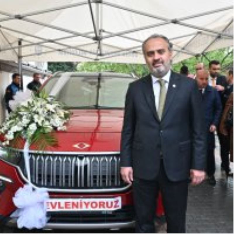 Türkiye’nin otomobili ilk kez gelin arabası oldu