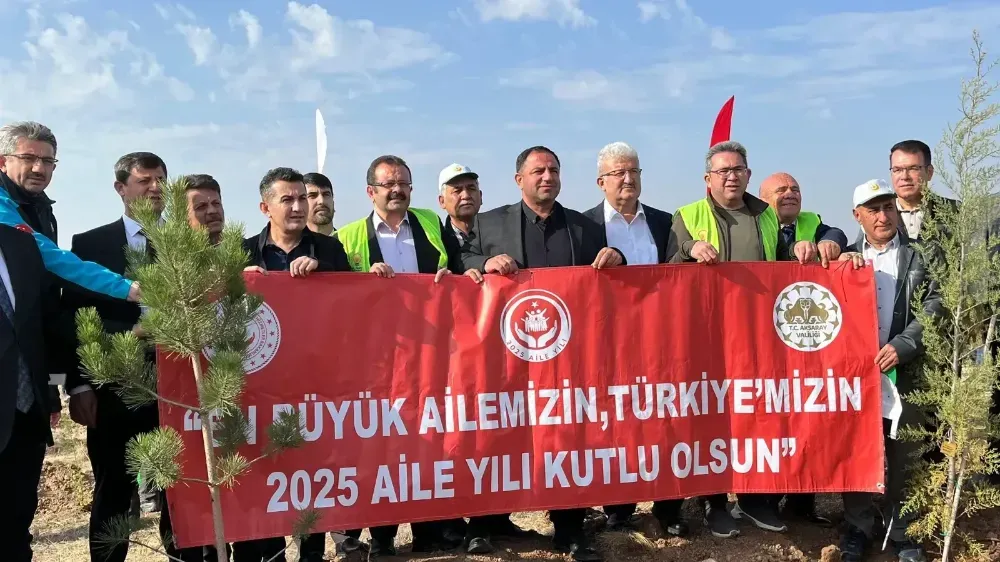 11 bin fidan, toprakla buluştu