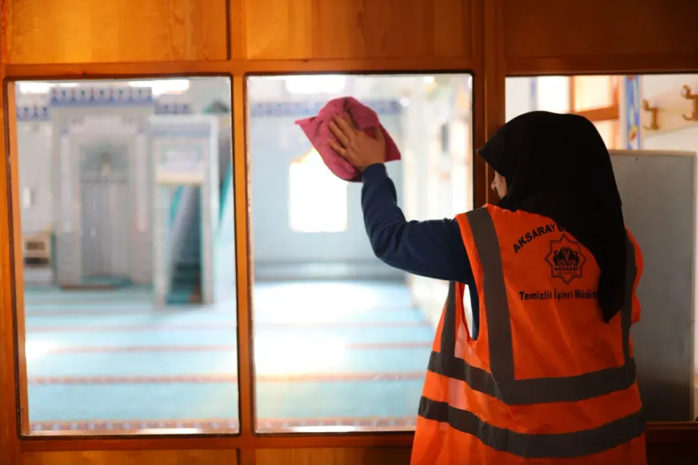 Bir şehir, camilerinin huzuruyla güzelleşir