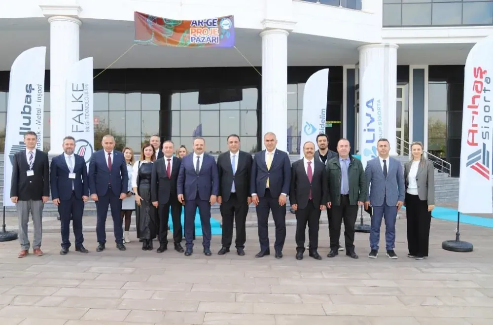 Aksaray Üniversitesi’nde 2.Ar-Ge Proje Pazarı dolu dolu geçti