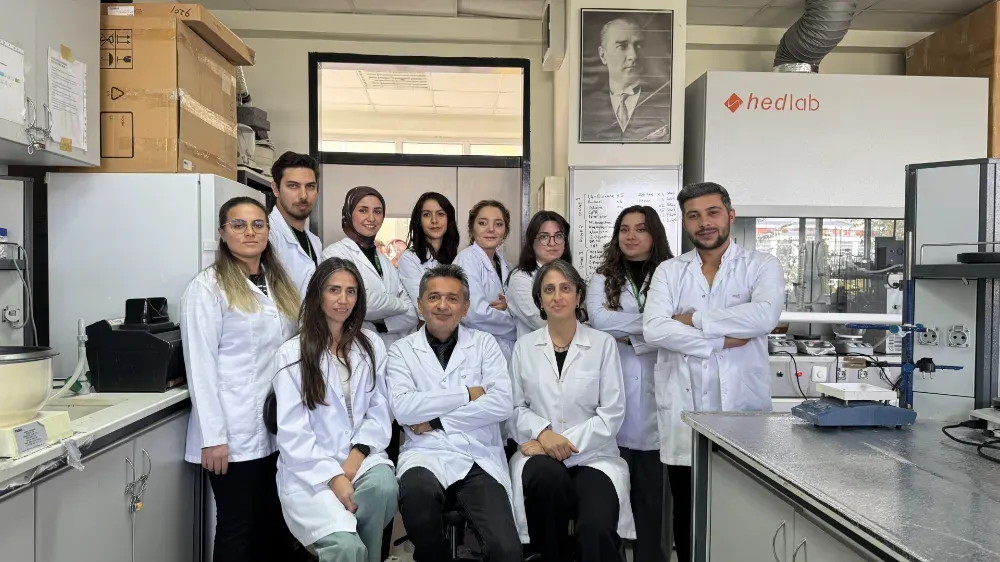 Aksaray Üniversitesi’nde antibiyotiğe dirençli bakterilere karşı nanomalzeme geliştirilecek