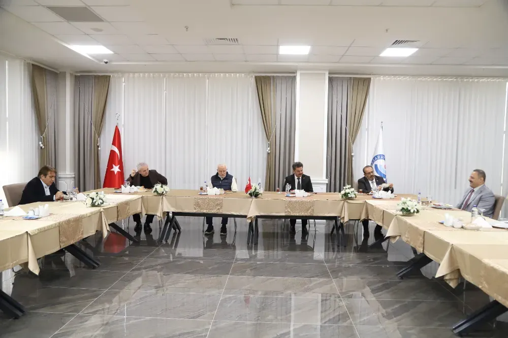 ASÜ Rektörü Arıbaş, rektörleri istişare programında ağırladı