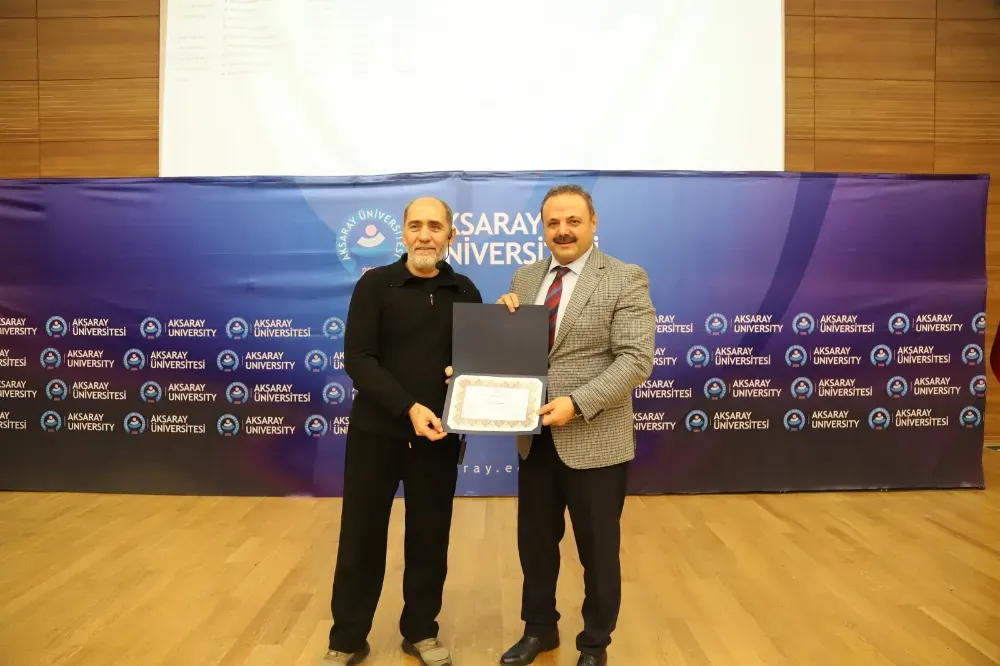 ASÜ’de Ahmet Sula, “İnsana Yolculuk” konulu söyleşide öğrencilerle buluştu