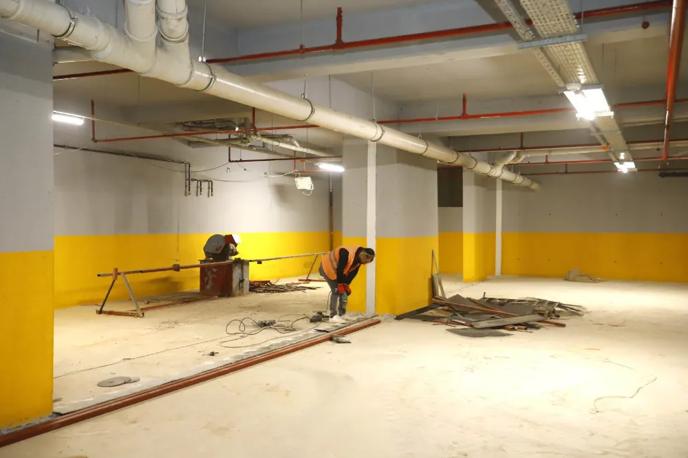 ŞEHİR MERKEZİNE NEFES ALDIRACAK 2 KATLI OTOPARK TAMAMLANIYOR