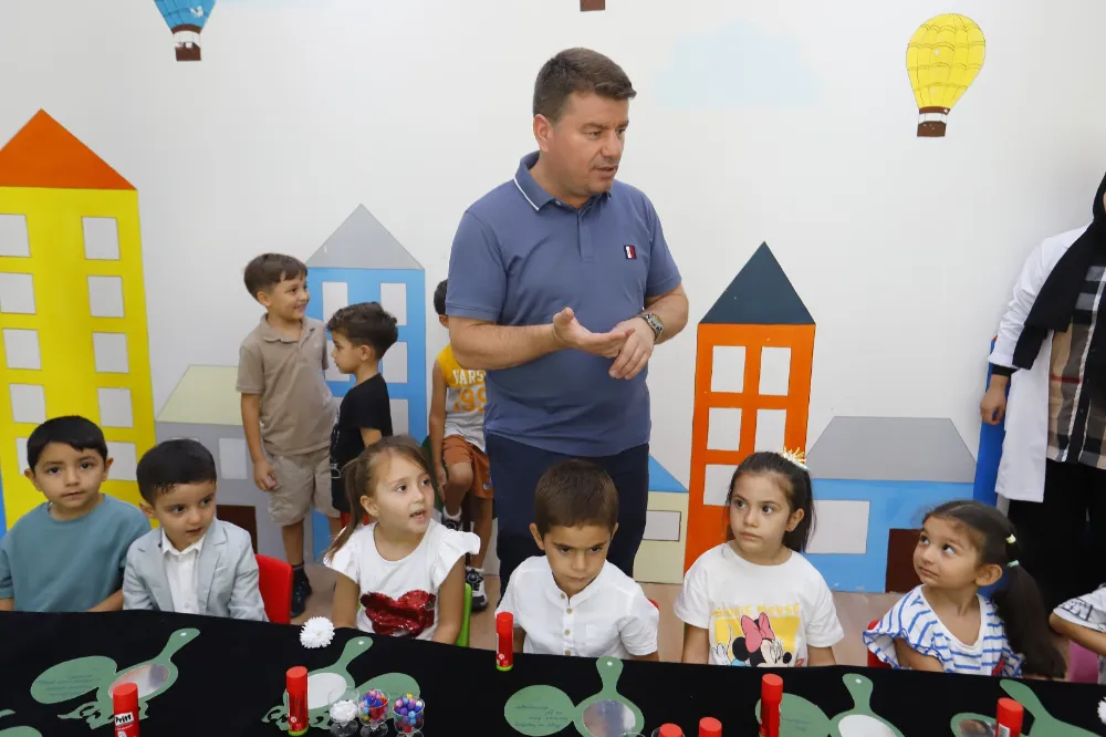 BELEDİYE BAŞKANI DR. EVREN DİNÇER, SELİME SULTAN KADIN AKTİVİTE MERKEZİNDE KANDİL PROGRAMINA KATILDI